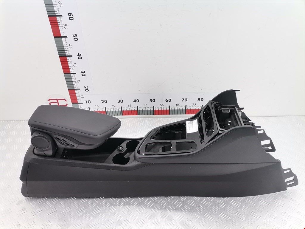 Подлокотник BMW 2-Series Active Tourer (F45) (2014-2018)