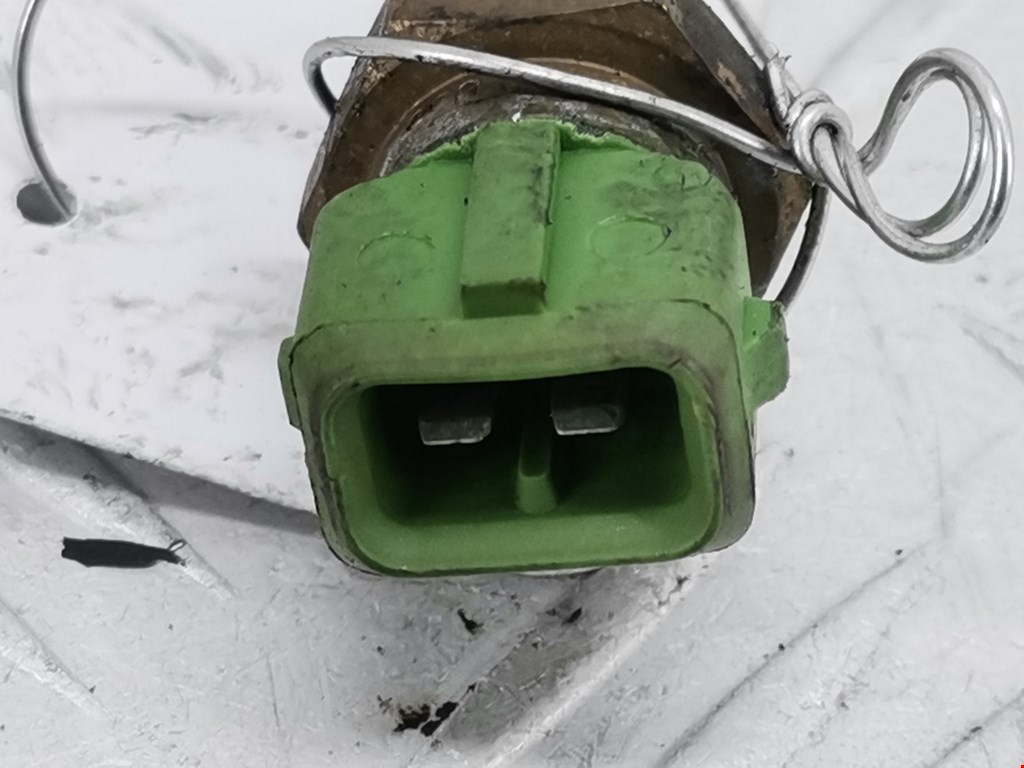 Датчик температуры (охлаждающей жидкости) BMW 5er 5 серия E34 1988-1997