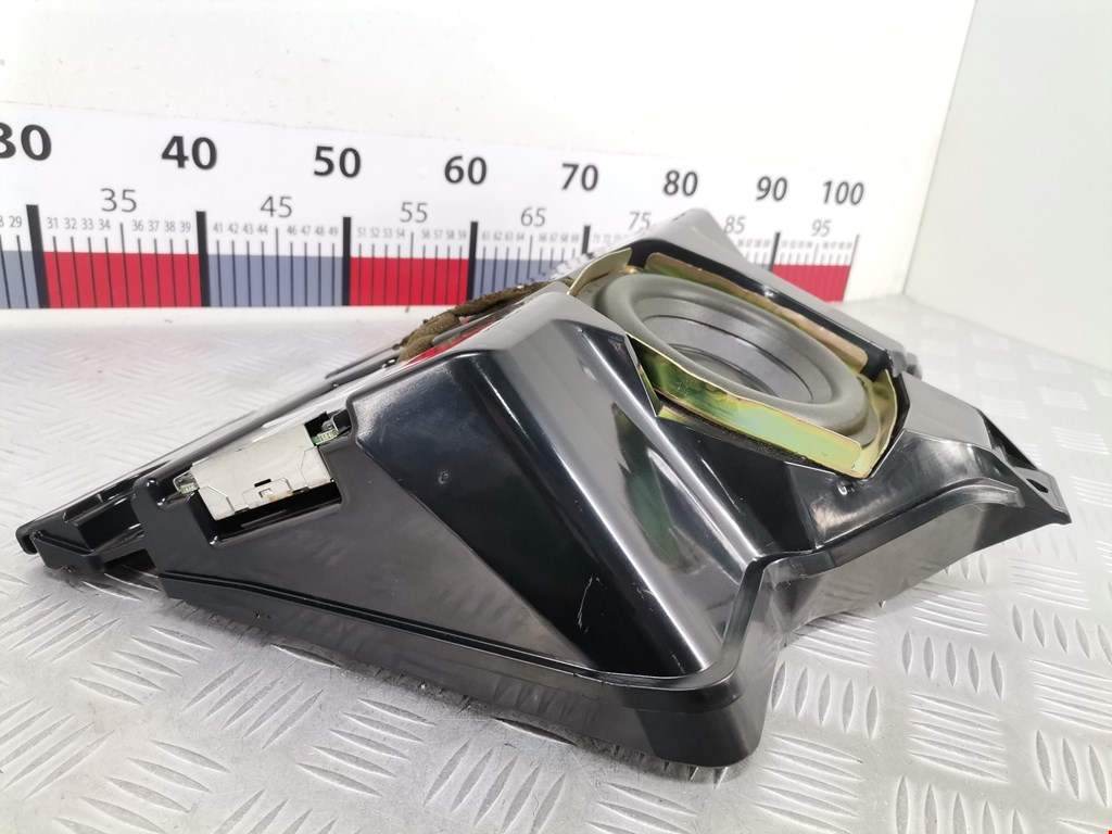 Сабвуфер MASERATI Quattroporte M139 2003-2012