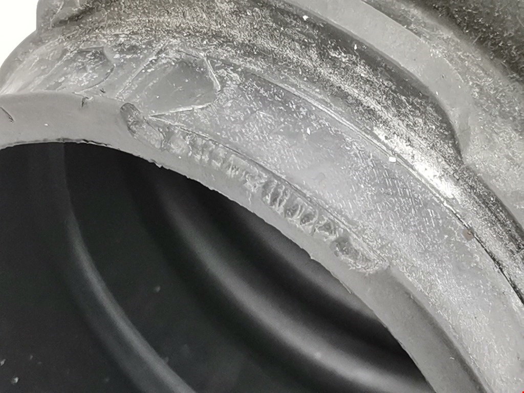 Патрубок воздушного фильтра VOLVO V70 II 2000-2007