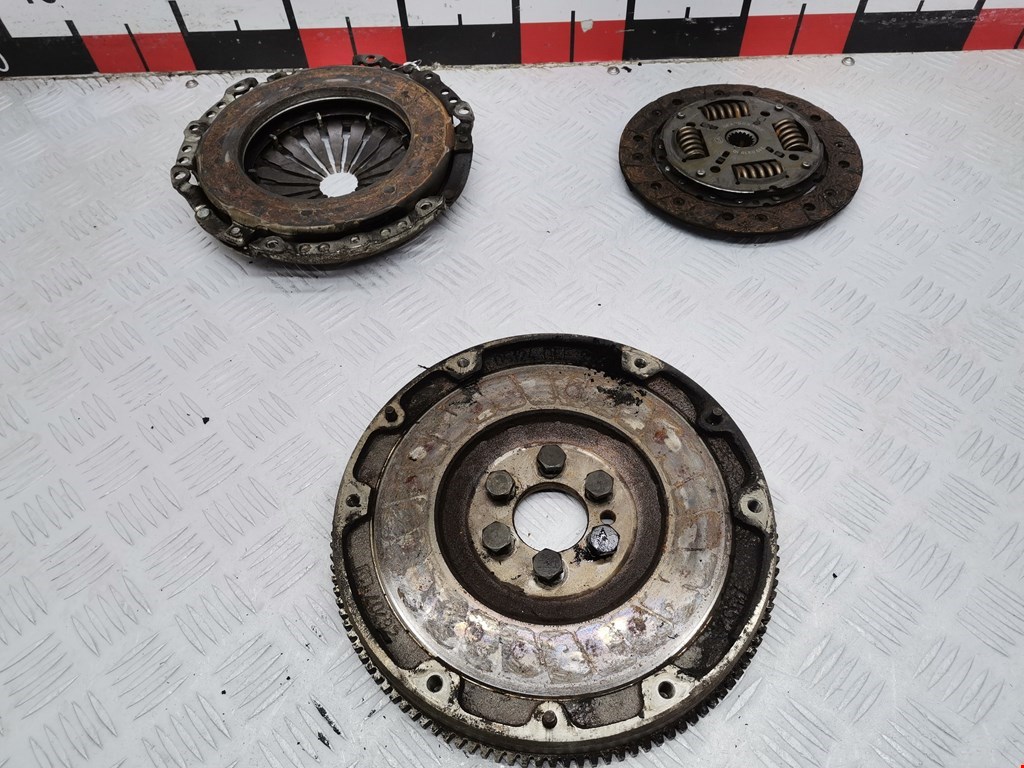 Маховик (демпфер сцепления) PEUGEOT 207 2006-2015