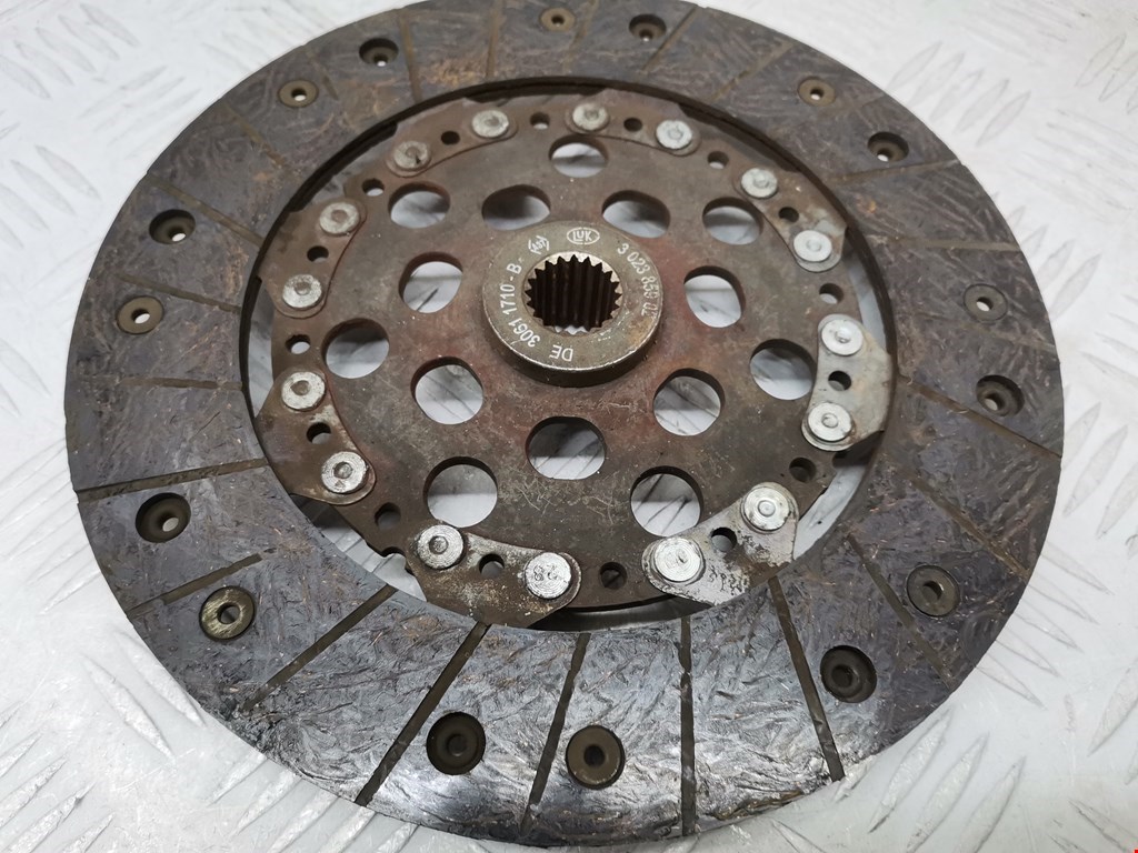Маховик (демпфер сцепления) VOLVO V40 I 1995-2004