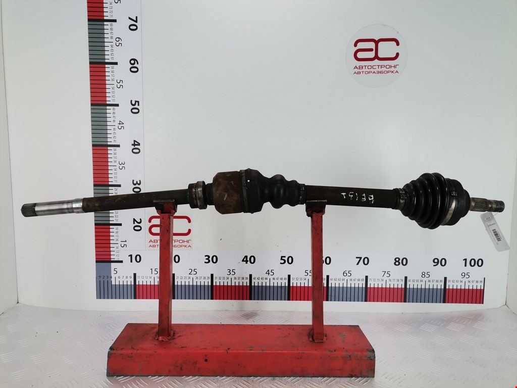 Полуось передняя правая (приводной вал шрус) Citroen Xantia (1992-2002)