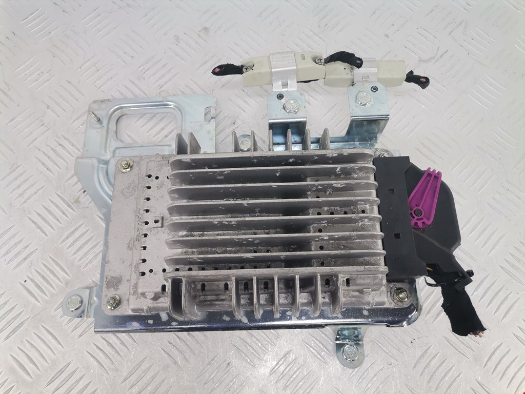 Усилитель акустической системы MASERATI Quattroporte M139 2003-2012