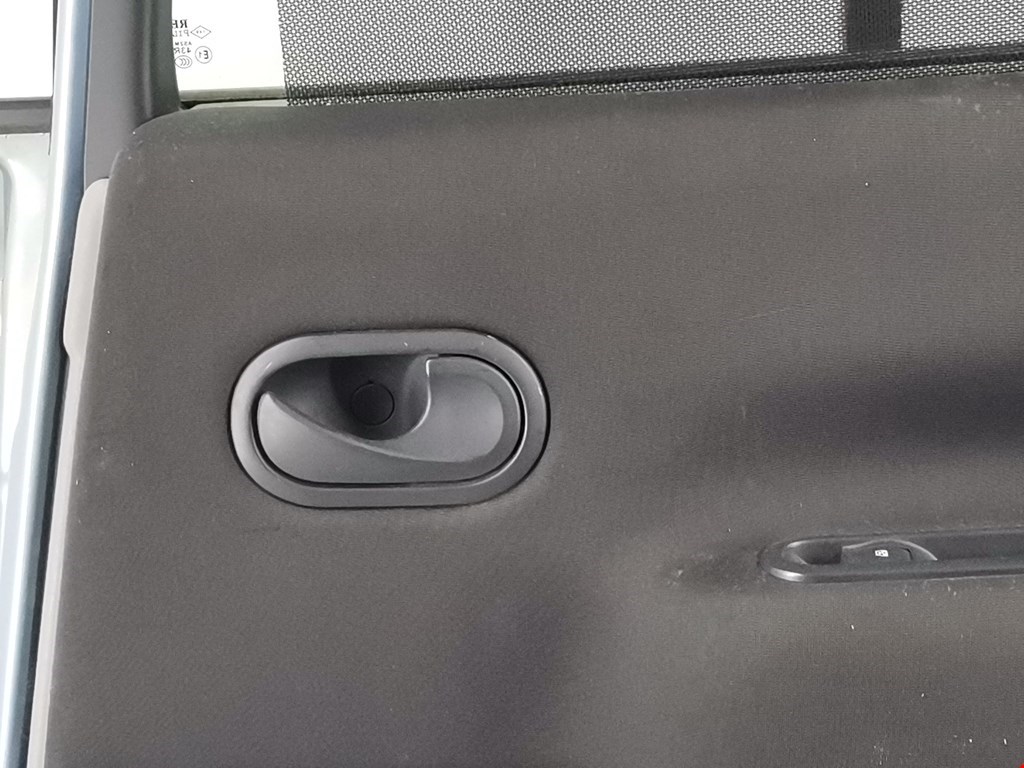 Дверь задняя правая RENAULT Scenic II 2003-2010