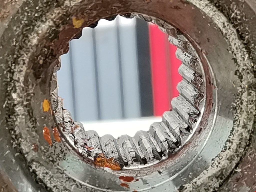 Ступица передняя левая CITROEN Xantia 1993-2002