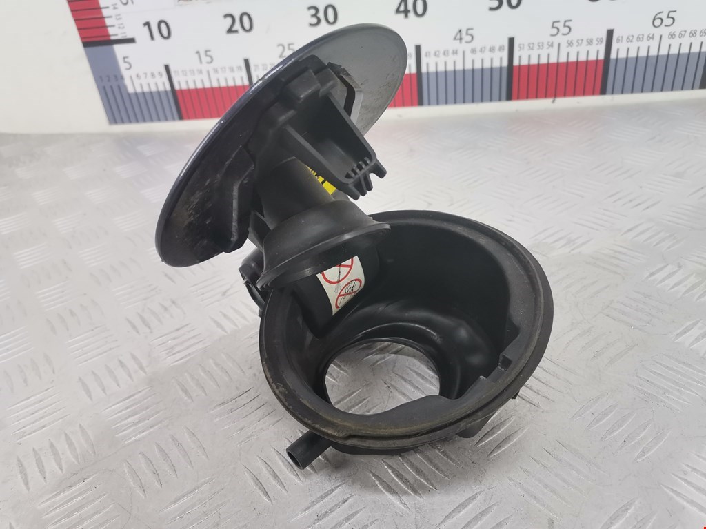 Лючок бензобака CITROEN C4 Picasso 2006-2013