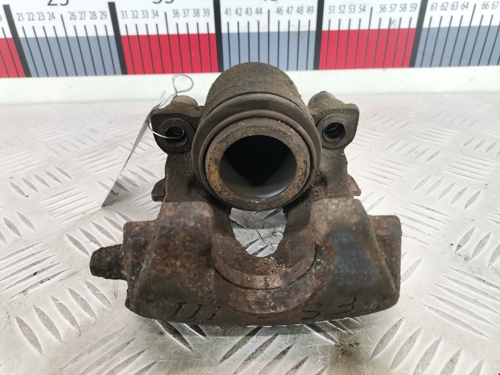 Суппорт передний правый VOLKSWAGEN Polo IV 2001-2009