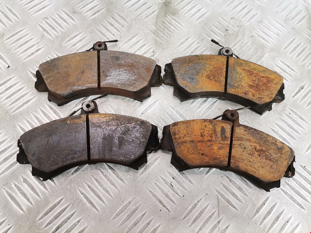 Датчик AIR BAG (подушек безопасности) MITSUBISHI Carisma 1995-1999