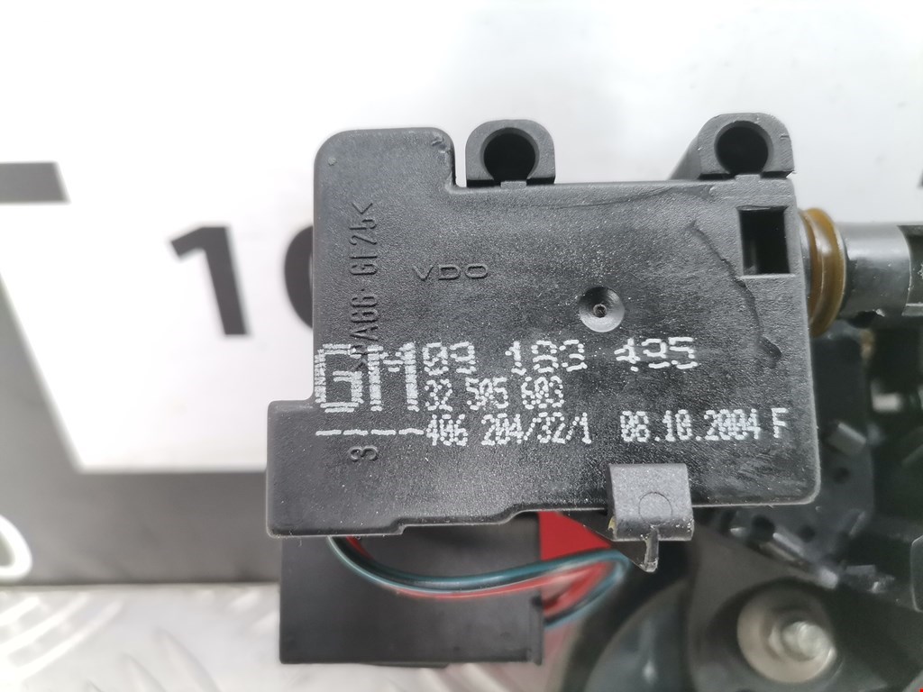 Ручка двери багажника наружная OPEL Corsa C 2000-2006