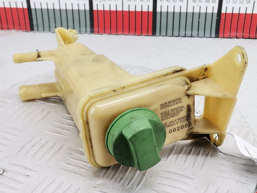 Бачок ГУР (гидроусилителя) AUDI A4 B5 1995-2001