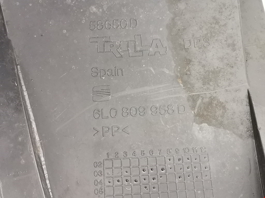 Локер (подкрылок) передний правый SEAT Ibiza 2002-2008