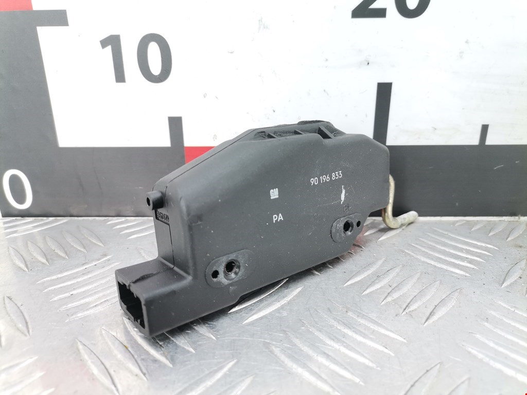 Активатор замка багажника OPEL Corsa B 1993-2000