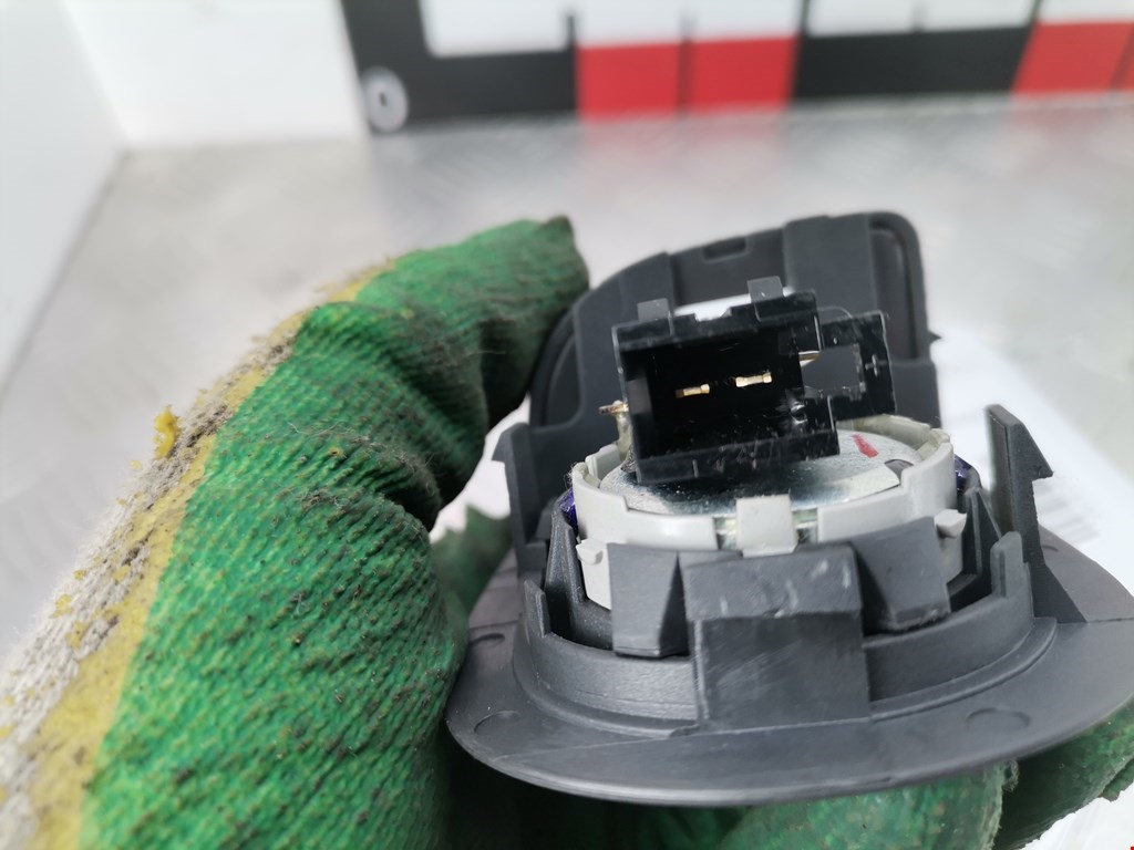 Ручка дверная задняя внутренняя левая SEAT Alhambra 1996-2010