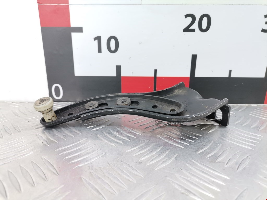 Ролик двери сдвижной (левый/правый средний верхний/нижний) VOLKSWAGEN Caddy III 2004-2015