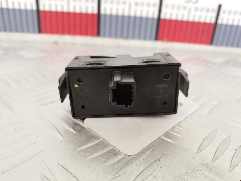 Кнопка аварийной сигнализации (аварийки) DACIA Dokker I 2012-н.в.