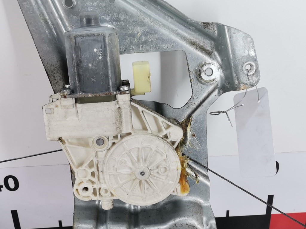 Стеклоподъемник передний правый MERCEDES-BENZ Sprinter 906 2006-2018