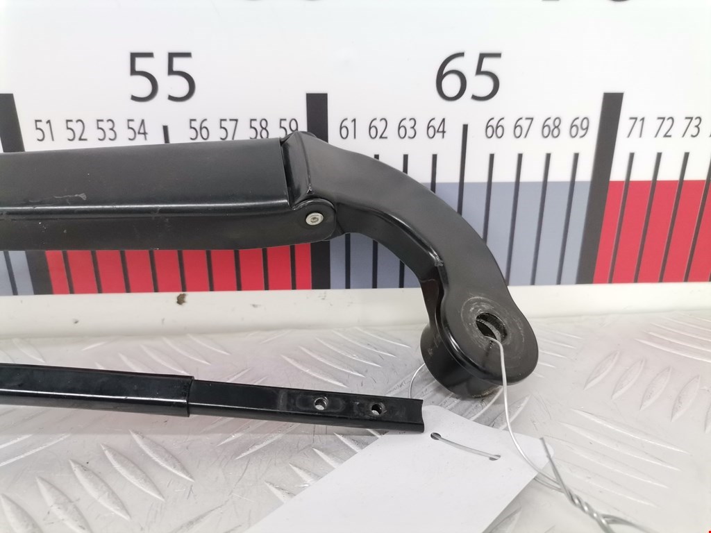 Поводок дворников передний левый/ правый MASERATI Quattroporte M139 2003-2012