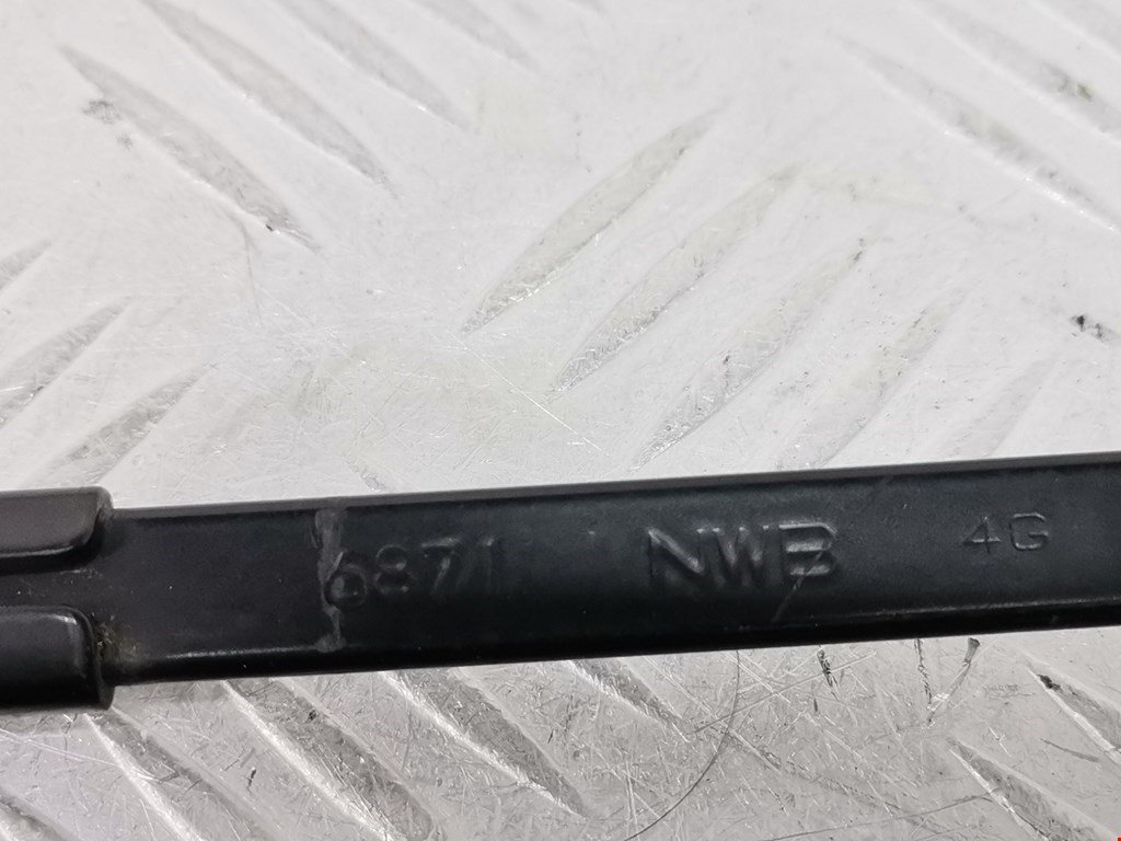 Поводок дворников передний левый/ правый MASERATI Quattroporte M139 2003-2012