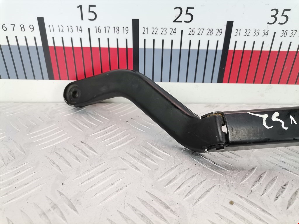 Поводок дворников передний левый/ правый CITROEN Xantia 1993-2002