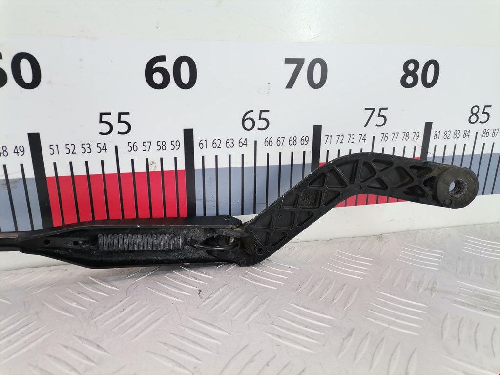 Поводок дворников передний левый/ правый CITROEN Xantia 1993-2002