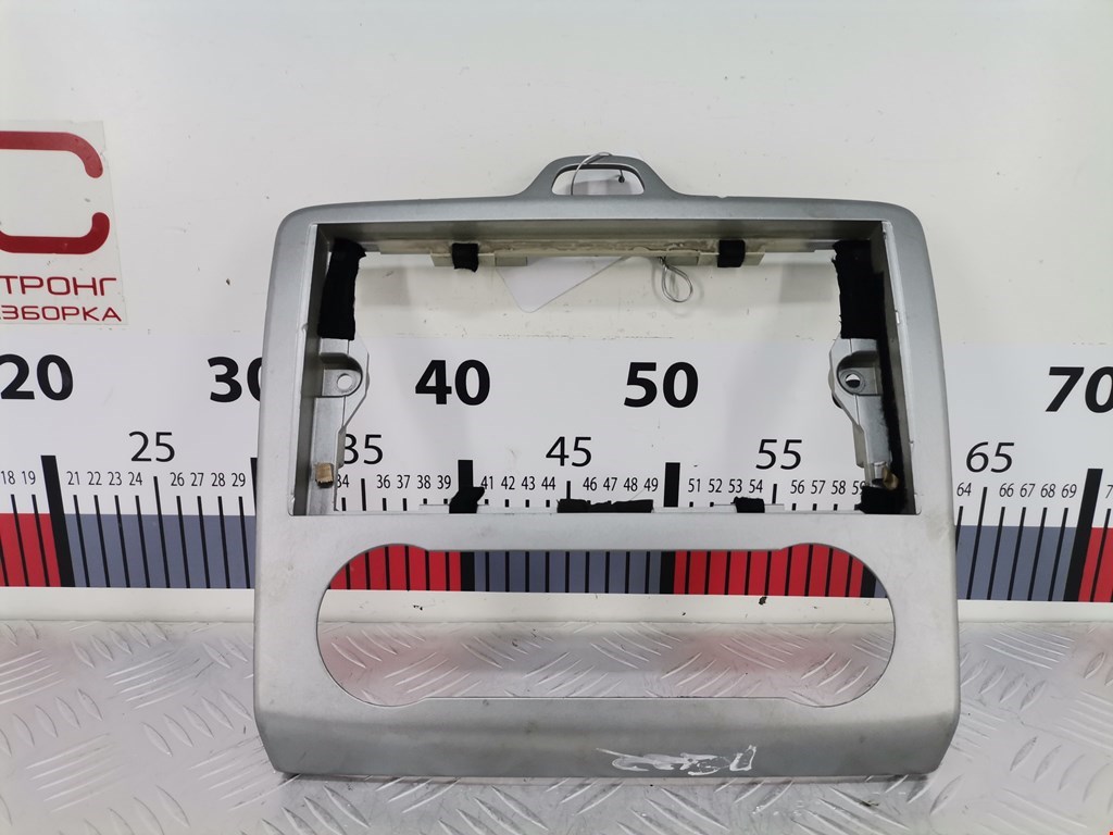 Рамка магнитолы FORD Focus II 2005-2011