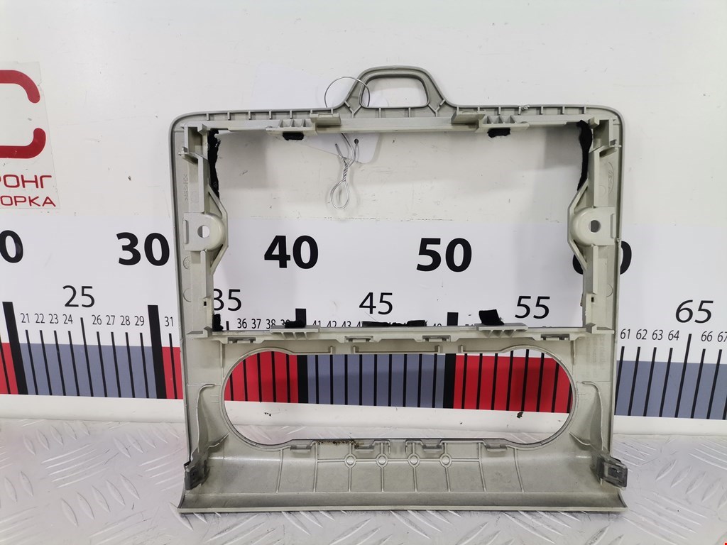 Рамка магнитолы FORD Focus II 2005-2011