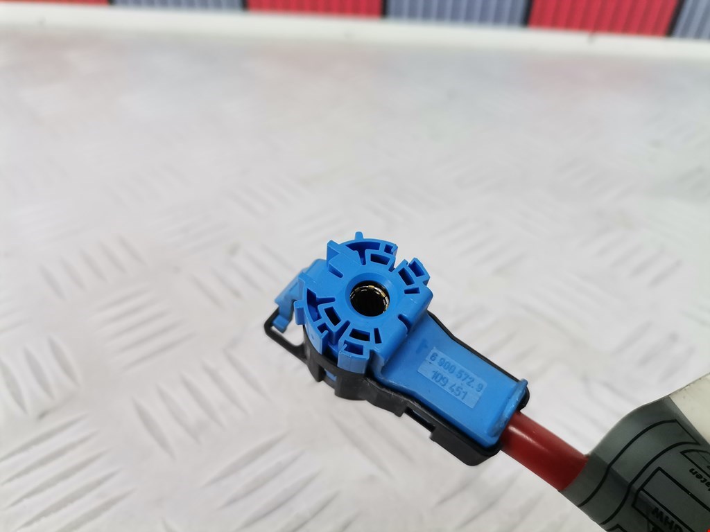 Датчик уровня в бачок омывателя BMW 7er 7 серия E65/E66 2001-2008