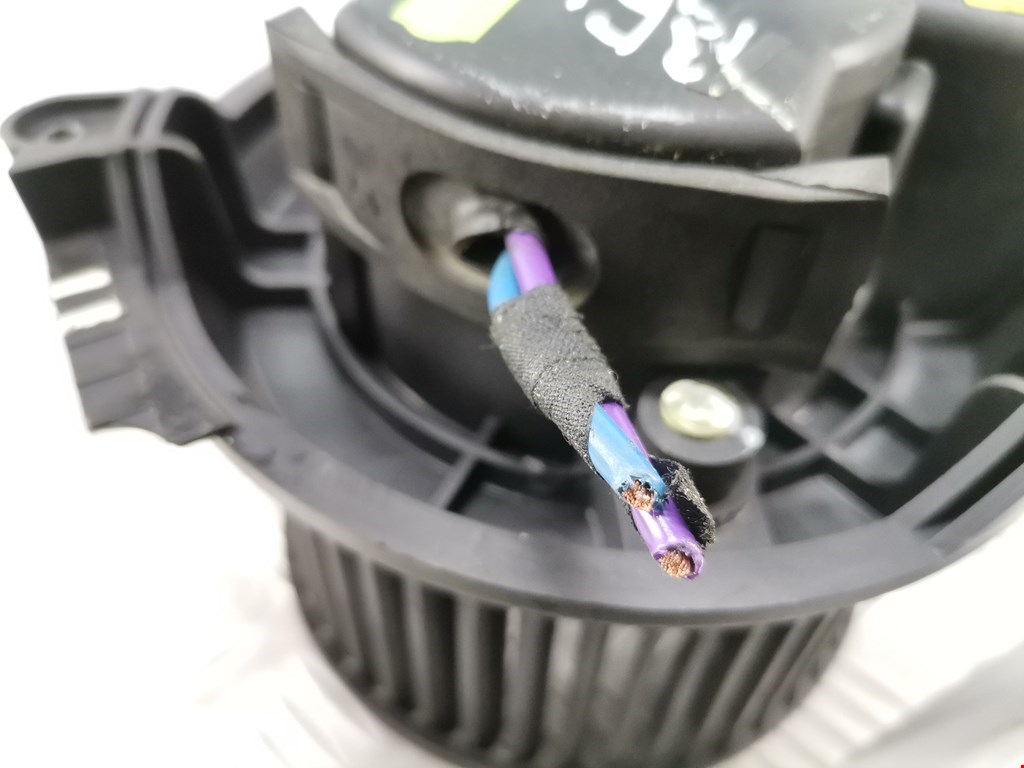 Моторчик (мотор) отопителя салона CITROEN Xantia 1993-2002