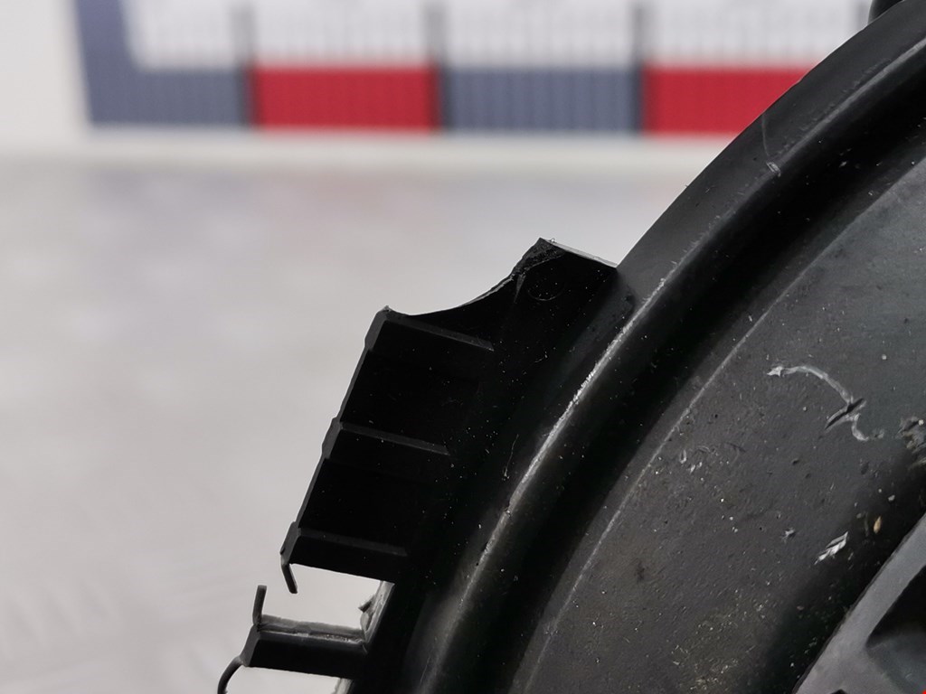 Моторчик (мотор) отопителя салона CITROEN Xantia 1993-2002