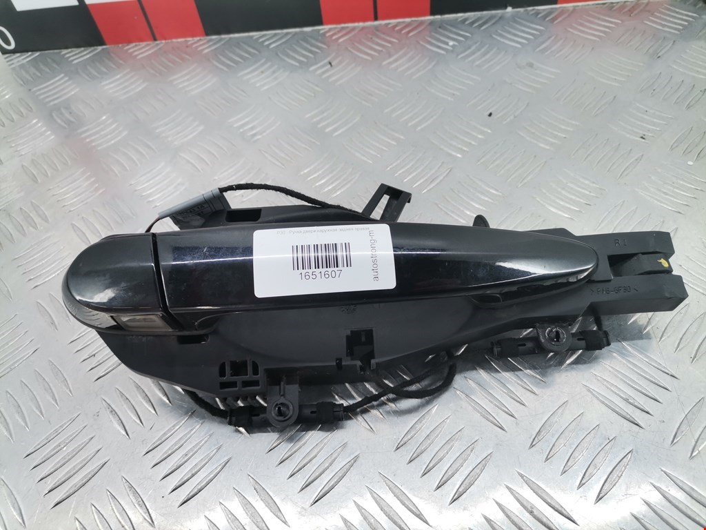 Ручка двери задней наружная правая BMW X5 E70 2007-2013
