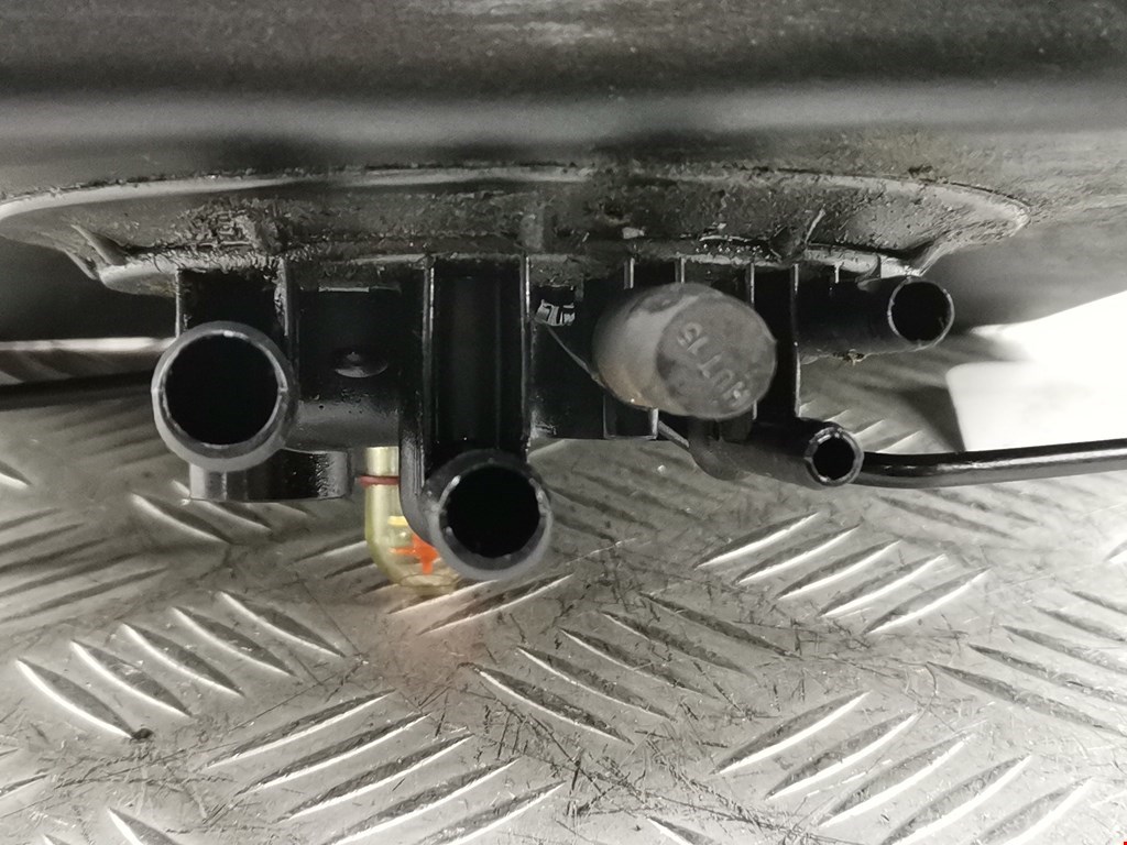 Бачок ГУР (гидроусилителя) CITROEN Xantia 1993-2002