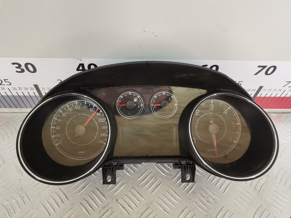 Панель приборов (щиток) FIAT Bravo 2007-2014