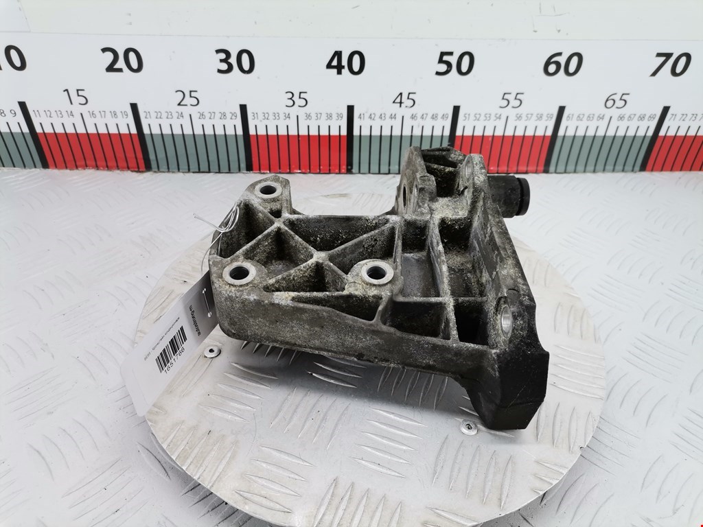 Кронштейн кондиционера BMW 7er 7 серия E65/E66 2001-2008