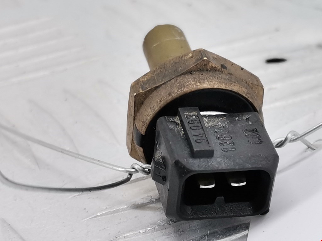 Датчик температуры (охлаждающей жидкости) BMW 7er 7 серия E65/E66 2001-2008