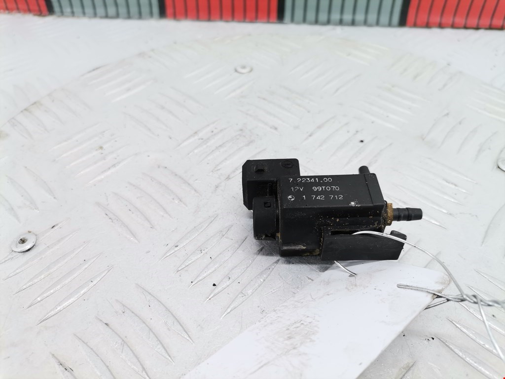 Клапан воздушного фильтра BMW 3-Series (E46) (1998-2007)