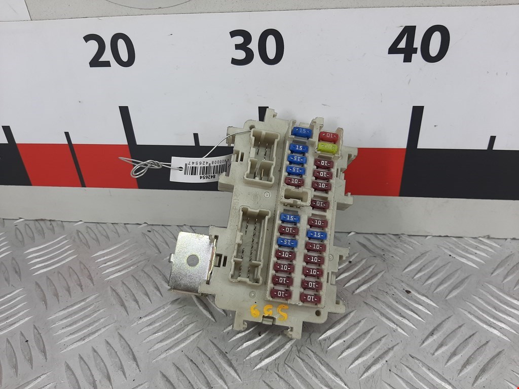 Датчик уровня в бачок омывателя NISSAN Pathfinder R51M 2004-2014