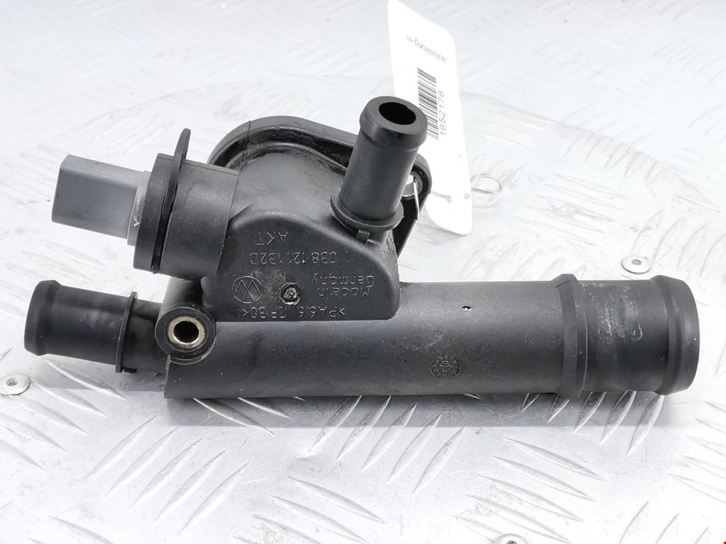 Тройник системы охлаждения SEAT Toledo 2004-2009