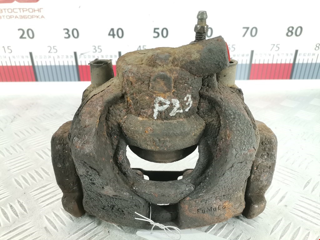 Суппорт передний левый Ford Galaxy 2 (2006-2015)