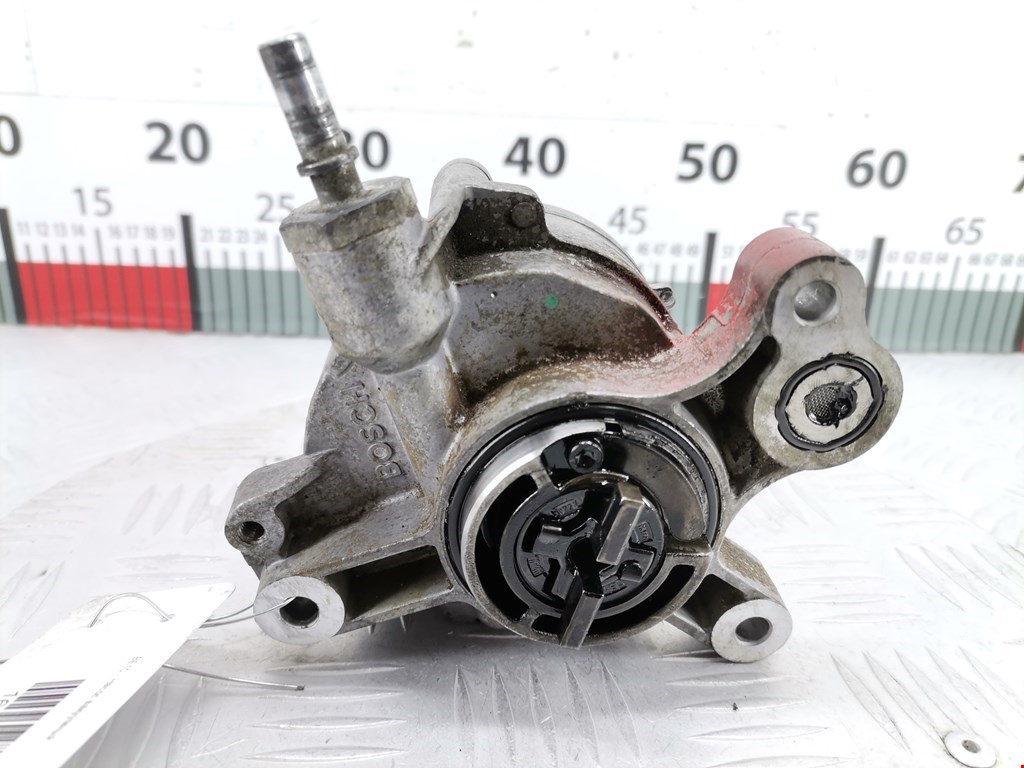 Насос вакуумный Ford Focus 2 (2004-2011)