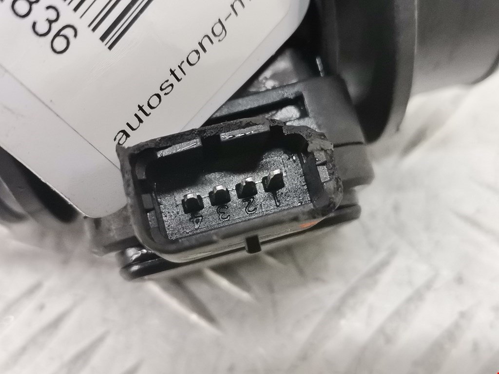 Расходомер воздуха (массметр, датчик ДМРВ) FORD Fiesta 2008-2012