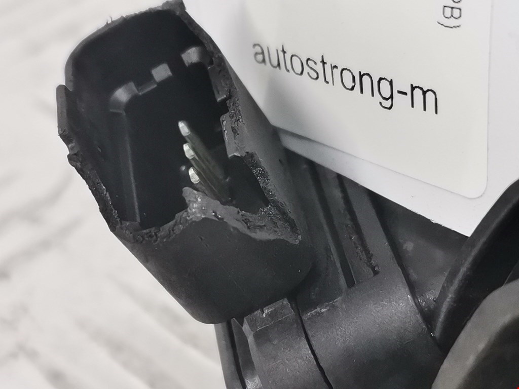 Расходомер воздуха (массметр, датчик ДМРВ) FORD Fiesta 2008-2012