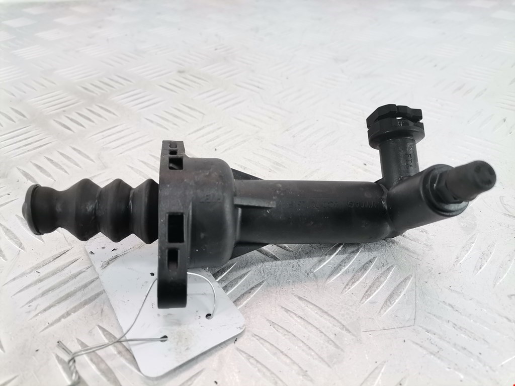 Цилиндр сцепления рабочий VOLKSWAGEN Polo V HB 2009-2017