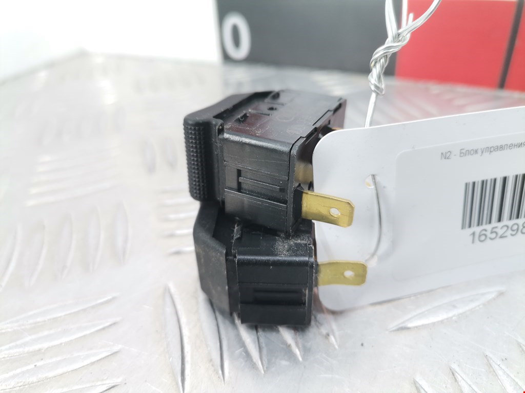 Блок управления стеклоподъемниками AUDI A4 B5 1995-2001