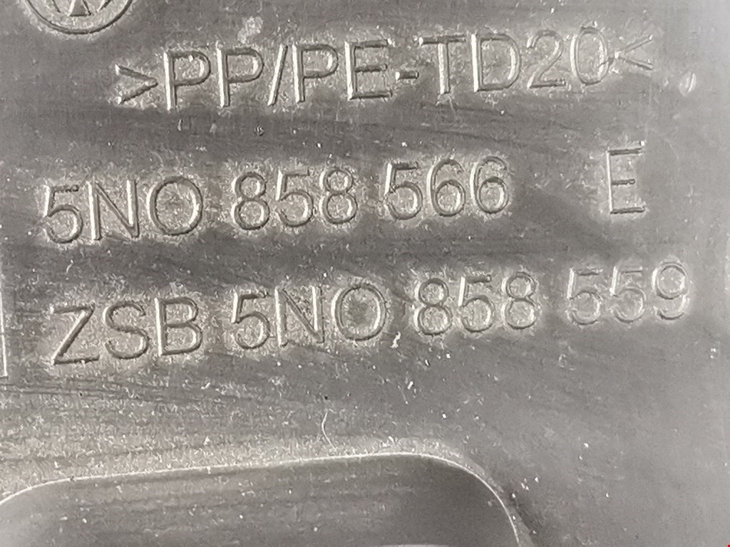 Кожух рулевой колонки VOLKSWAGEN Golf VI 2009-2012