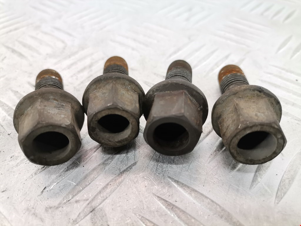 Болты DACIA Dokker I 2012-н.в.