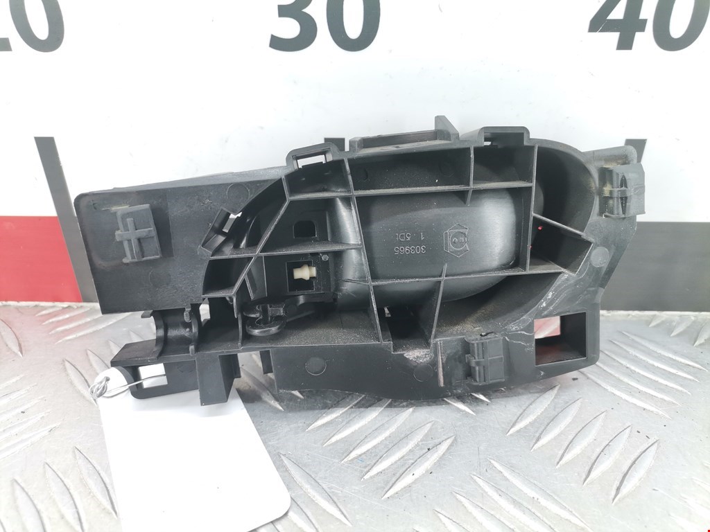 Ручка дверная задняя внутренняя правая PEUGEOT 207 2006-2015