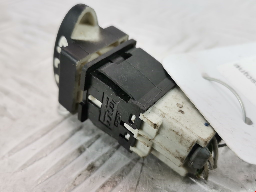 Кнопка центрального замка CITROEN C5 I 2001-2008