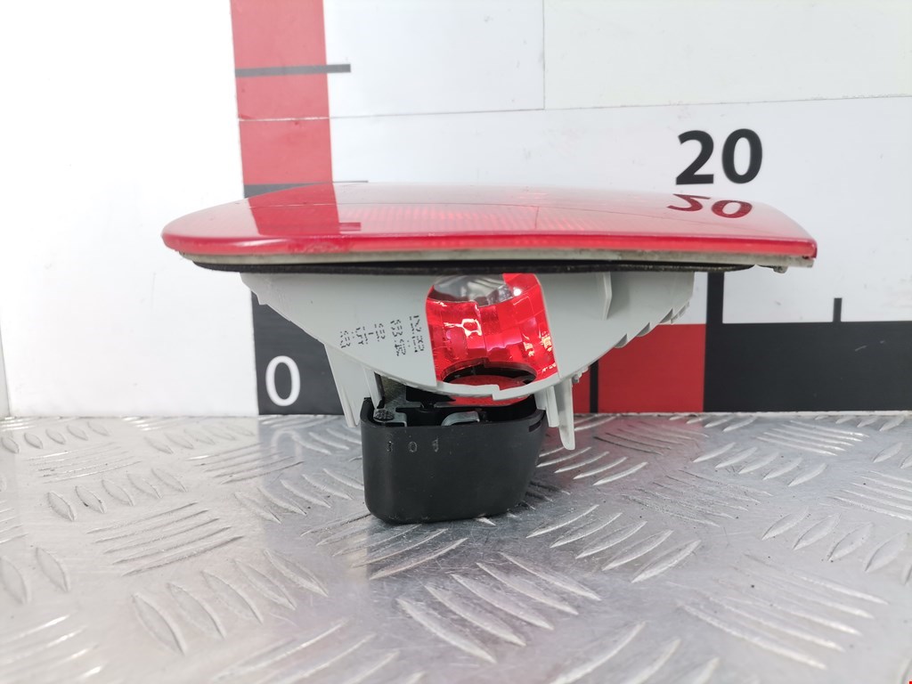 Фонарь задний внутренний правый BMW 3er E46 1998-2006