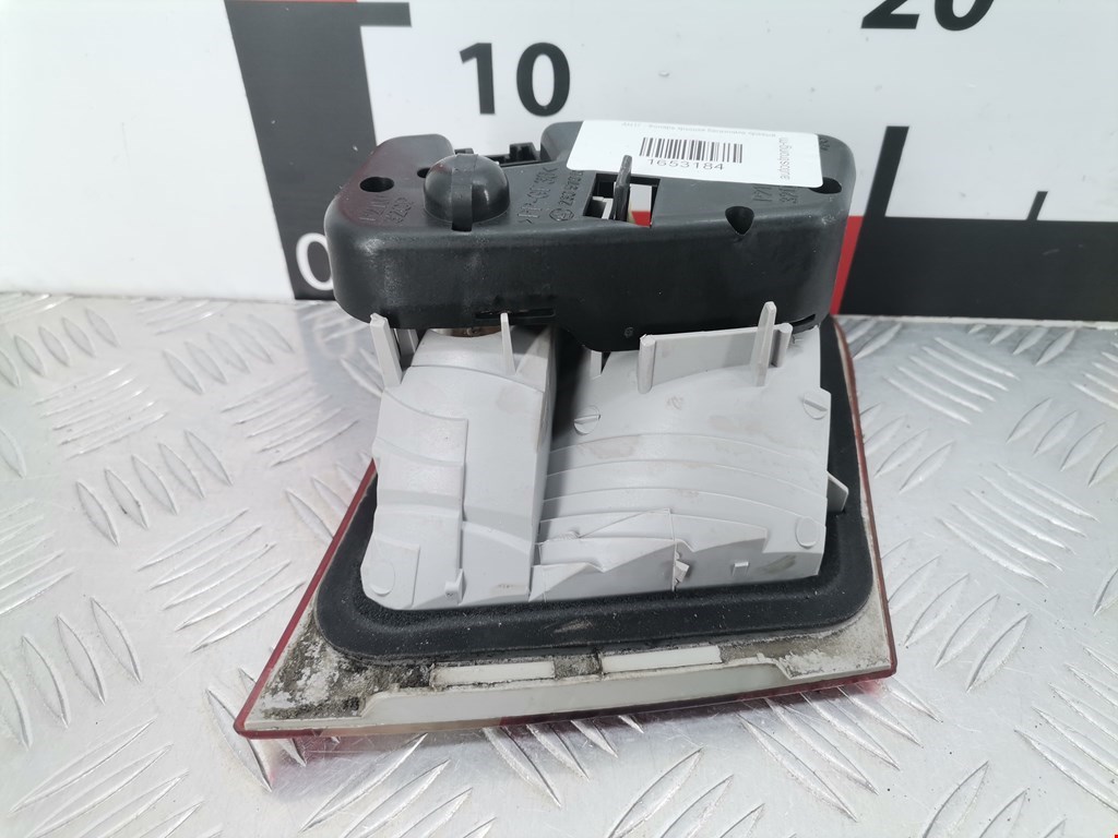 Фонарь задний внутренний правый BMW 3er E46 1998-2006